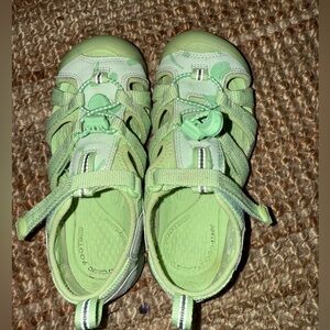 Keen Seacamp II water shoe/sandal